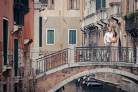 sunrise-engagement-venice-couple-010