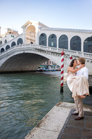 sunrise-engagement-venice-couple-014