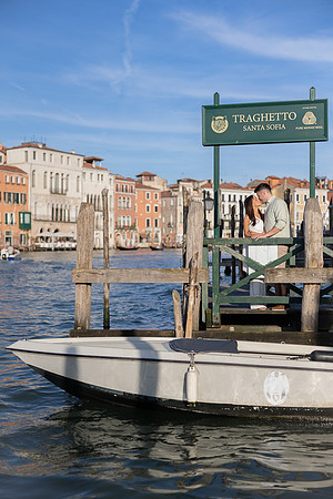 venice-engagement-couple-002