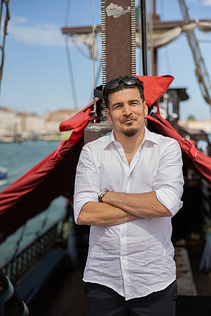 portrait-boat-048