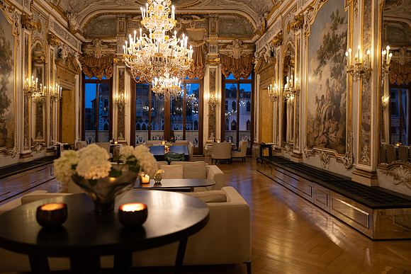 Romantic evening at Hotel Aman Venice