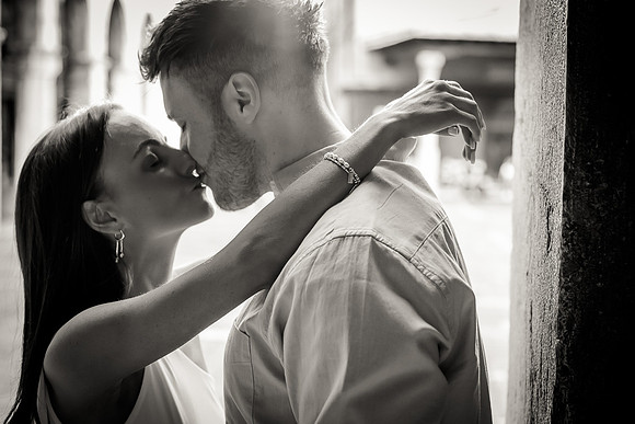 venice-engagement-couple-010