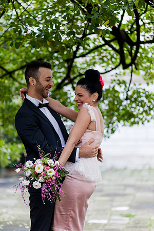 Bride groom arm in arm Venice