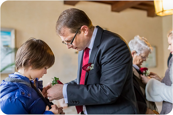 intimate-wedding-photography-008