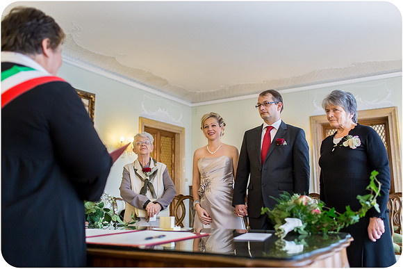 intimate-wedding-photography-012