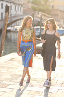 Family photosession with gondola tour on Gran Canal