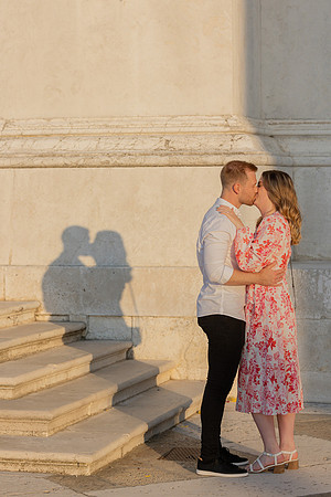 Engaged couple in warm evening light in Venice