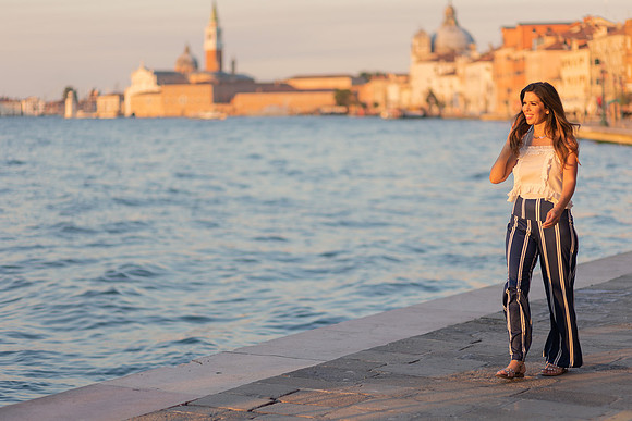 Waterfront portrait, Giudecca Island, intimate session, Venice view.
