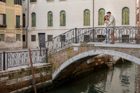 venice-engagement-couple-016